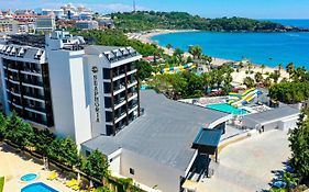 Seaphoria Beach & Spa 5*